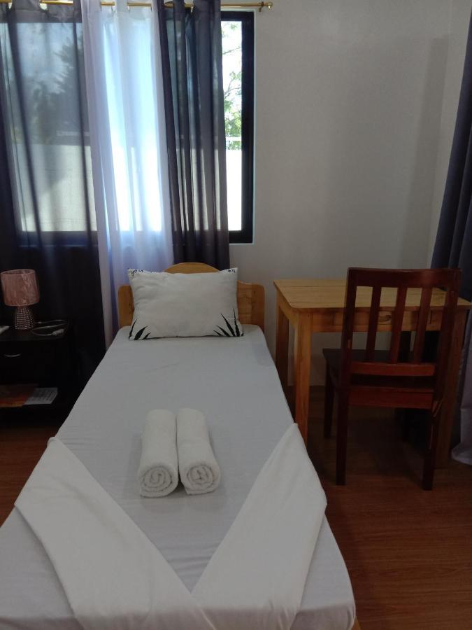 Rna Guesthouse Moalboal Luaran gambar