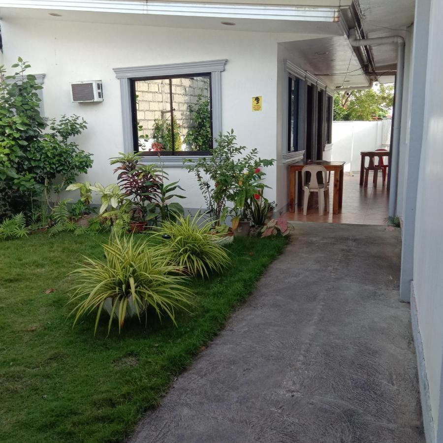 Rna Guesthouse Moalboal Luaran gambar
